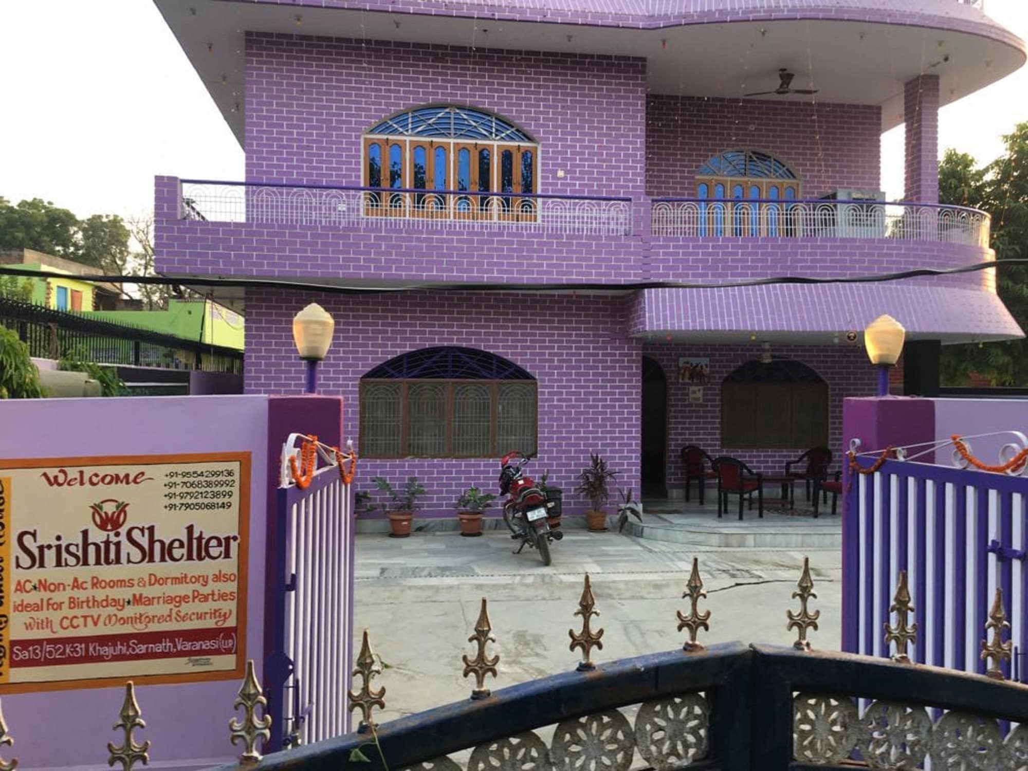 Srishti Shelter Hotel Varanasi Luaran gambar