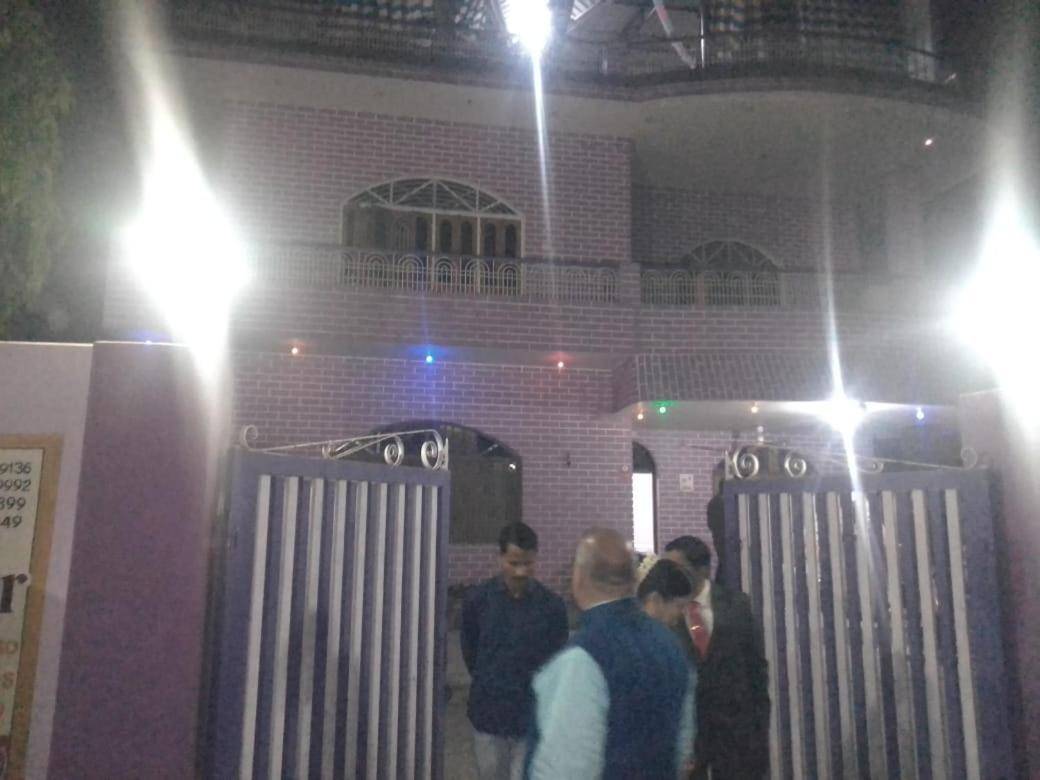 Srishti Shelter Hotel Varanasi Luaran gambar